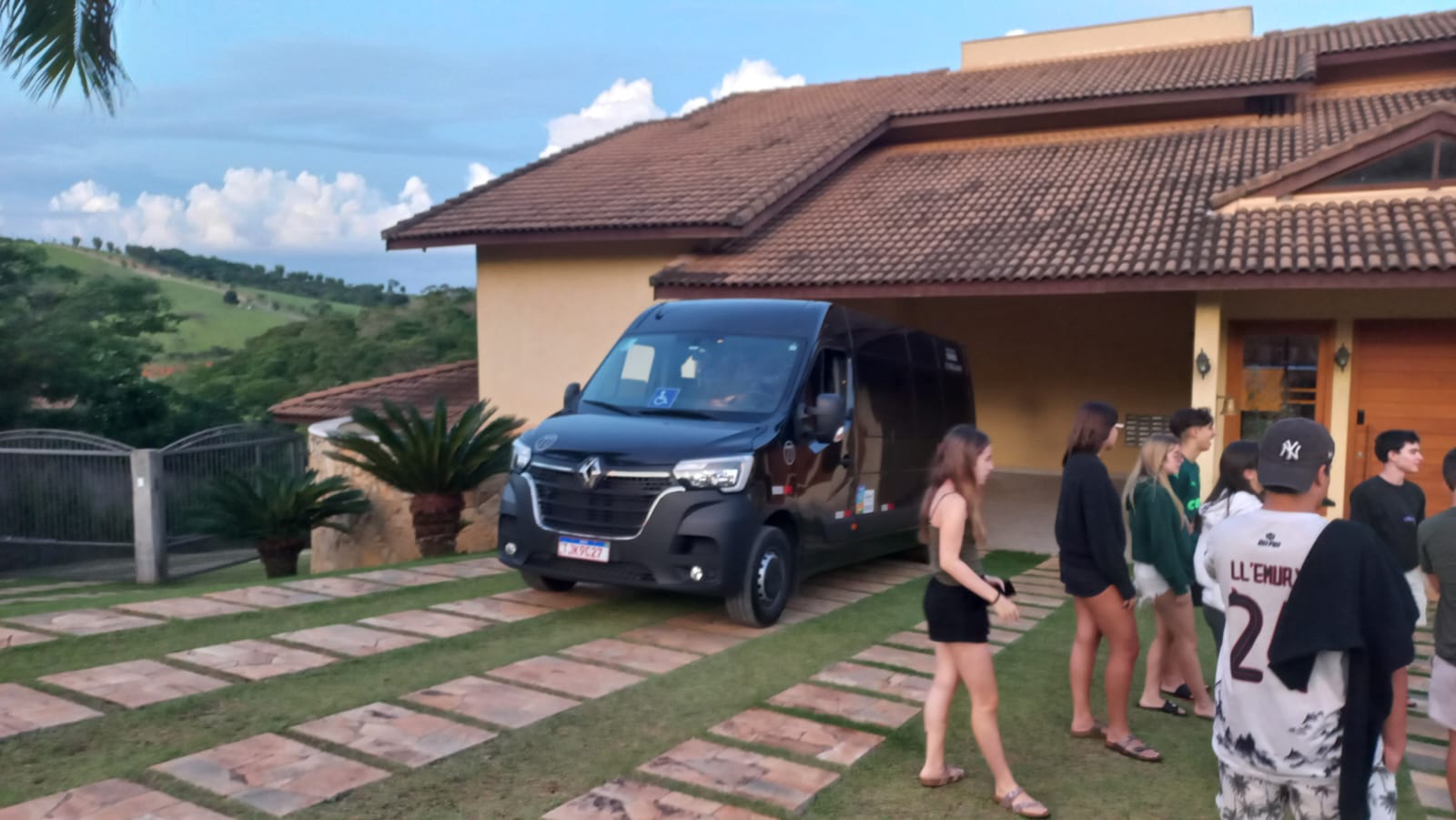 WhatsApp Image 2025-09-30 at 11.27.37